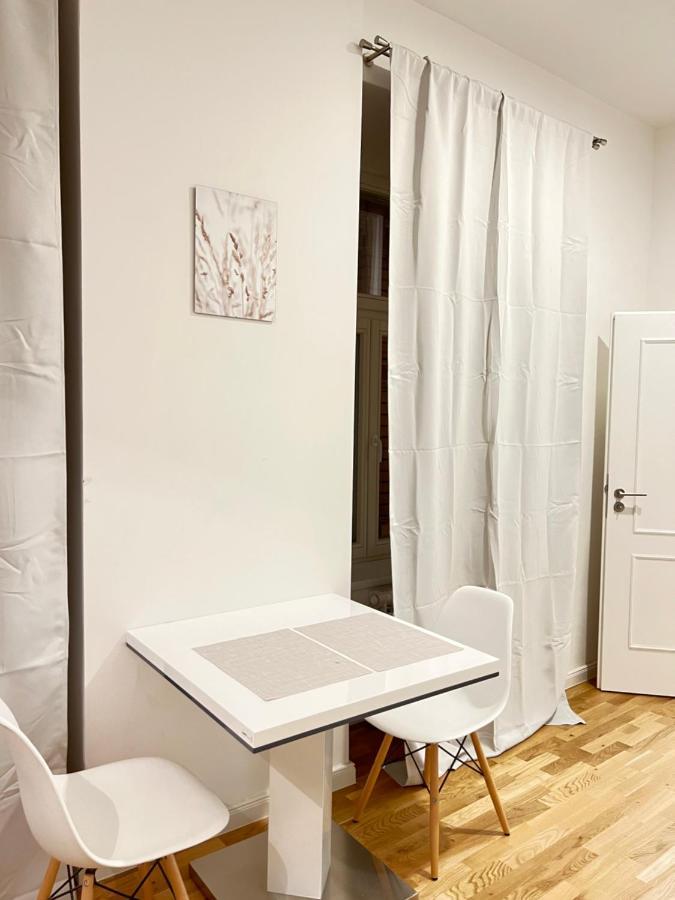 New Apartments Chain Florenc Prague Exterior photo