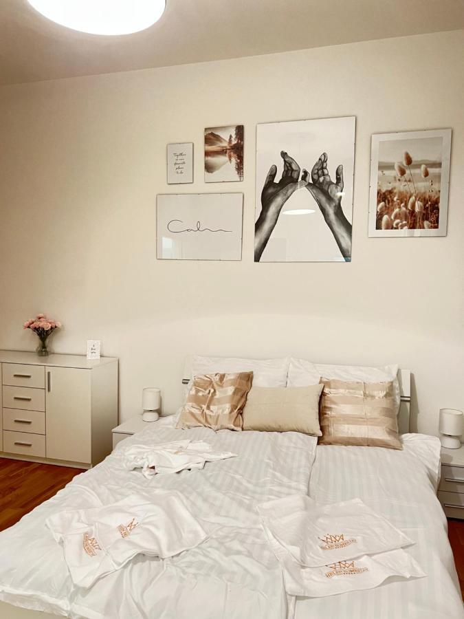 New Apartments Chain Florenc Prague Exterior photo