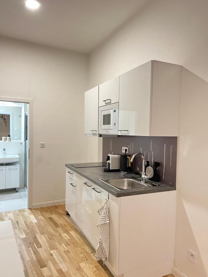 New Apartments Chain Florenc Prague Exterior photo