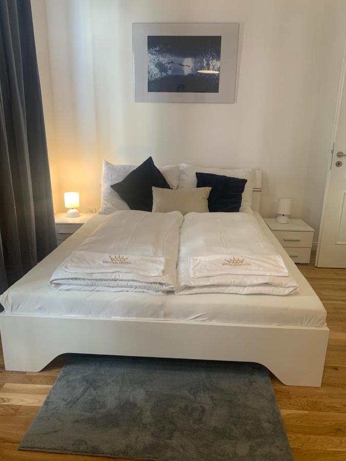 New Apartments Chain Florenc Prague Exterior photo